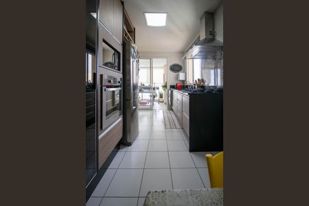 Apartamento à venda com 142m², 3 quartos e 2 vagasCozinha 