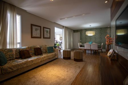 Apartamento à venda com 142m², 3 quartos e 2 vagasSala