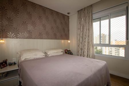 Apartamento à venda com 142m², 3 quartos e 2 vagasSuíte 2