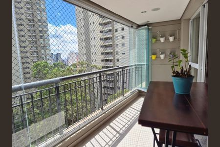 Apartamento para alugar com 150m², 3 quartos e 2 vagas Apartamento para alugar com 150m², 3 quartos e 2 vagasVaranda