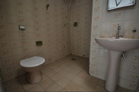 Casa para alugar com 110m², 2 quartos e 1 vagaBanheiro