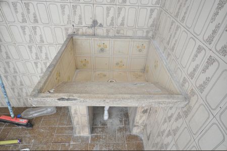 Casa para alugar com 110m², 2 quartos e 1 vagaÁrea de Serviço