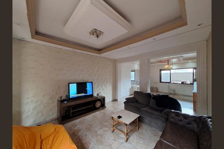 Sala de casa para alugar com 3 quartos, 240m² em Jardim Rossin, São Paulo