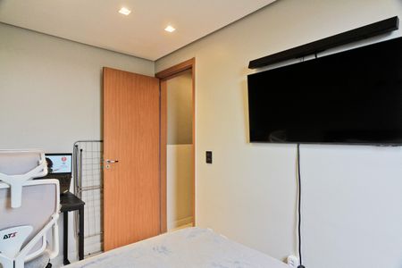 Quarto 1 de apartamento à venda com 2 quartos, 44m² em Jardim Iris, São Paulo