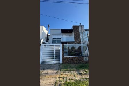 Casa à venda com 90m², 2 quartos e 3 vagasFachada