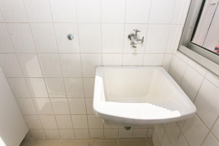 Apartamento para alugar com 55m², 2 quartos e 1 vagaÁrea de Serviço