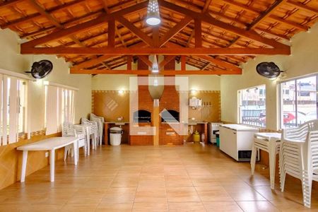 Apartamento para alugar com 55m², 2 quartos e 1 vagaÁrea comum - Churrasqueira