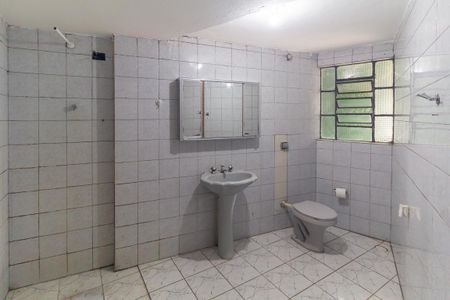Banheiro de casa para alugar com 1 quarto, 80m² em Vila Primavera, São Paulo