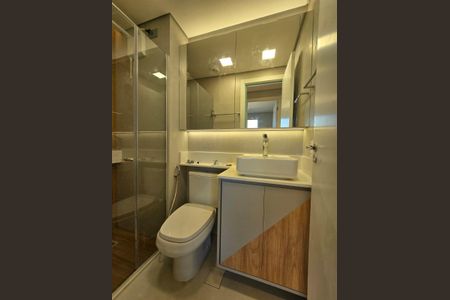 Banheiro de apartamento para alugar com 2 quartos, 45m² em Vila Água Funda, São Paulo