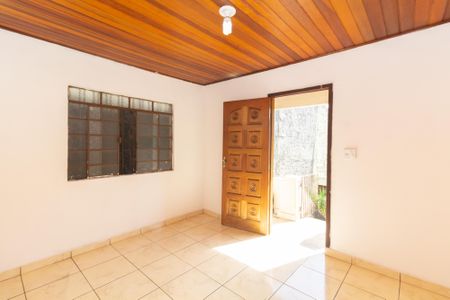 Casa para alugar com 90m², 2 quartos e sem vagaSala