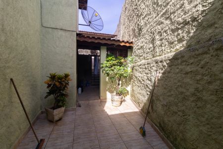 Casa para alugar com 90m², 2 quartos e sem vagaÁrea comum