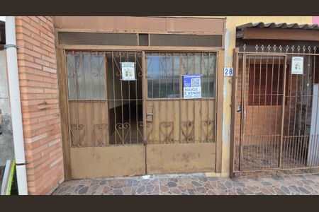 Casa para alugar com 106m², 2 quartos e 1 vaga Casa para alugar com 106m², 2 quartos e 1 vagaFachada