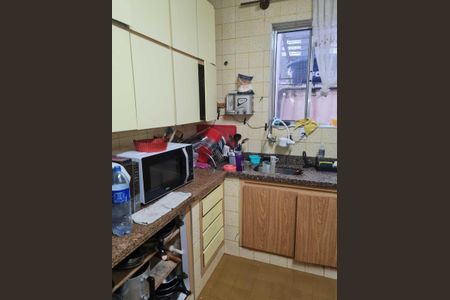 Casa para alugar com 2 quartos, 140m² em Vila Romero, São Paulo