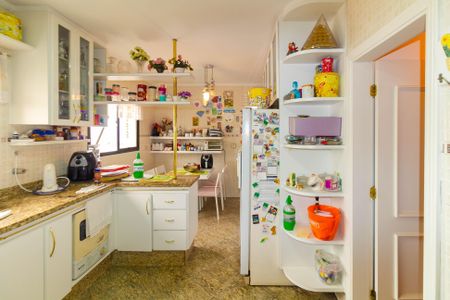 Apartamento para alugar com 91m², 3 quartos e 3 vagas Apartamento para alugar com 91m², 3 quartos e 3 vagasCozinha