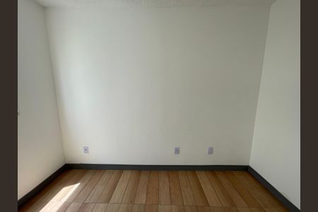 Quarto 1 de apartamento para alugar com 2 quartos, 42m² em Jardim Gilda Maria, São Paulo