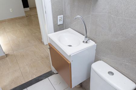 Apartamento para alugar com 45m², 2 quartos e sem vagaBanheiro