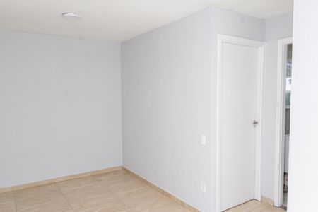 Sala de apartamento para alugar com 2 quartos, 45m² em Campo Grande, Rio de Janeiro