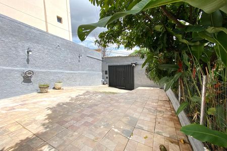 Casa à venda com 360m², 3 quartos e 4 vagasGaragem