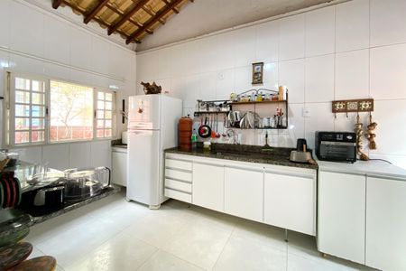 Casa à venda com 360m², 3 quartos e 4 vagasCozinha