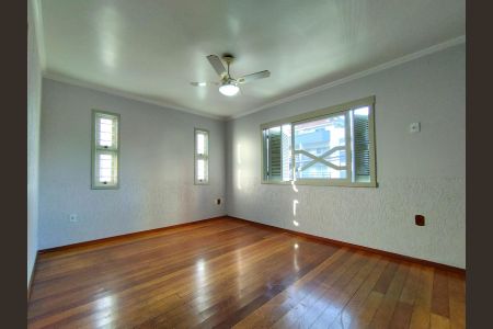 Casa para alugar com 204m², 4 quartos e 6 vagas