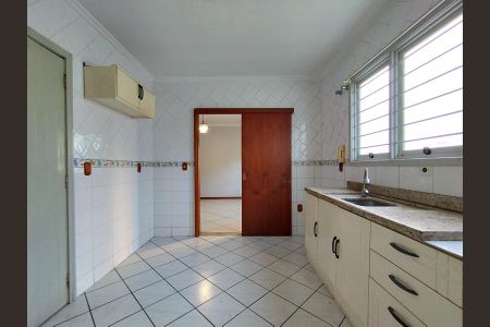 Casa para alugar com 204m², 4 quartos e 6 vagas