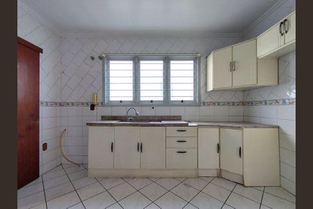 Casa para alugar com 204m², 4 quartos e 6 vagas