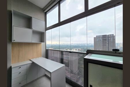 Studio para alugar com 29m², 1 quarto e sem vaga Studio para alugar com 29m², 1 quarto e sem vagaVaranda