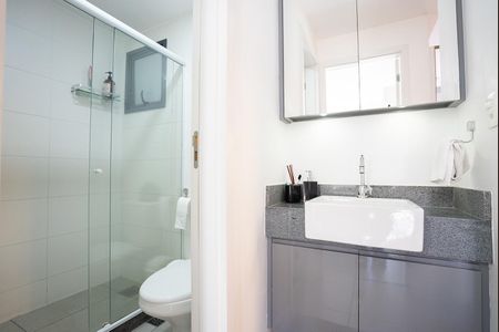 Apartamento para alugar com 34m², 1 quarto e sem vaga Apartamento para alugar com 34m², 1 quarto e sem vagaBanheiro