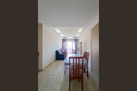 Apartamento para alugar com 75m², 3 quartos e 1 vaga Apartamento para alugar com 75m², 3 quartos e 1 vagaSala