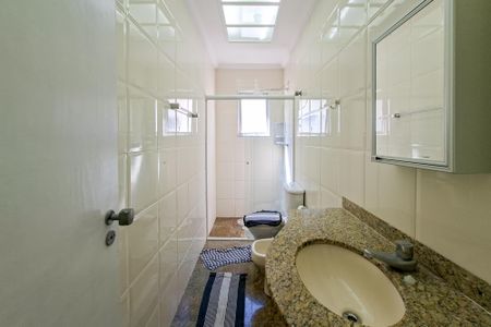 Apartamento para alugar com 75m², 3 quartos e 1 vaga Apartamento para alugar com 75m², 3 quartos e 1 vagaBanheiro da Suíte