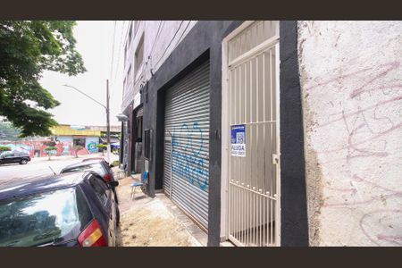 Apartamento para alugar com 85m², 2 quartos e sem vagaFachada