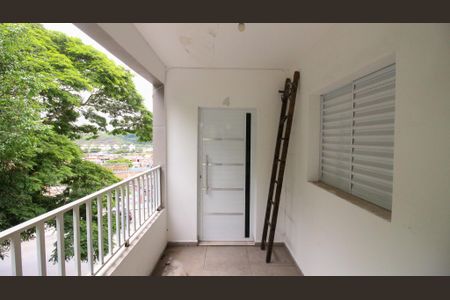 Apartamento para alugar com 85m², 2 quartos e sem vagaEntrada