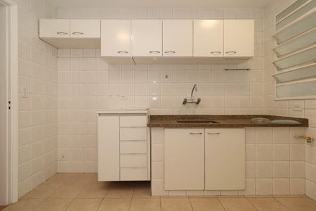 Apartamento à venda com 102m², 2 quartos e 1 vaga Apartamento à venda com 102m², 2 quartos e 1 vagaCozinha