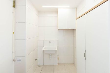 Apartamento à venda com 42m², 2 quartos e sem vagaCozinha e Área de Serviço