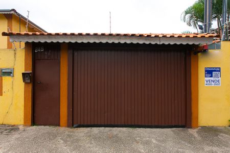 Casa de condomínio à venda com 102m², 2 quartos e 2 vagas Casa de condomínio à venda com 102m², 2 quartos e 2 vagasFachada