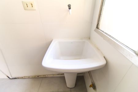 Apartamento à venda com 49m², 2 quartos e 1 vaga Apartamento à venda com 49m², 2 quartos e 1 vagaCozinha e Área de Serviço