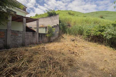 Casa para alugar com 250m², 3 quartos e sem vagaQuintal