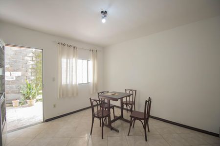 Casa para alugar com 250m², 3 quartos e sem vagaSala