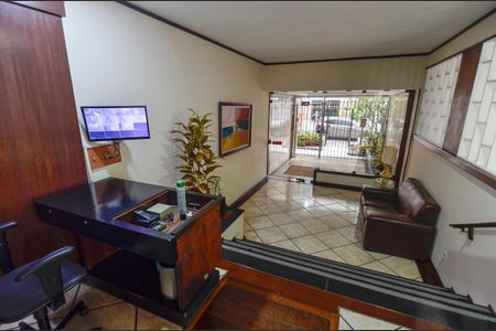 Apartamento à venda com 74m², 2 quartos e sem vagaHall