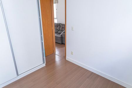Apartamento à venda com 50m², 2 quartos e 2 vagas Apartamento à venda com 50m², 2 quartos e 2 vagasQuarto
