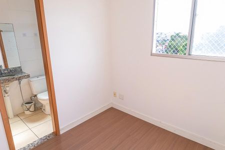 Suíte de apartamento para alugar com 2 quartos, 50m² em Conjunto Helena Antipoff, Belo Horizonte