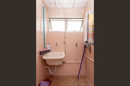 Apartamento para alugar com 70m², 3 quartos e 1 vagaÁrea de Serviço