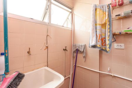 Apartamento para alugar com 70m², 3 quartos e 1 vagaÁrea de Serviço