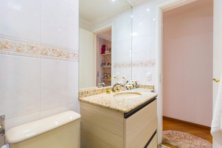 Apartamento à venda com 156m², 4 quartos e 4 vagas Apartamento à venda com 156m², 4 quartos e 4 vagasBanheiro - Suíte 2