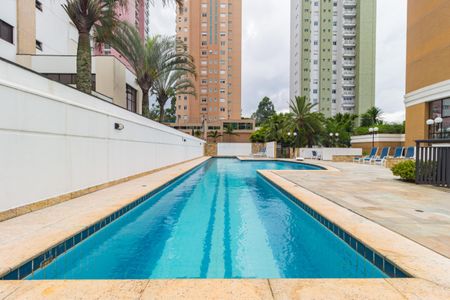 Apartamento à venda com 156m², 4 quartos e 4 vagas Apartamento à venda com 156m², 4 quartos e 4 vagasPiscina