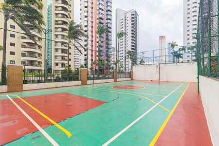 Apartamento à venda com 156m², 4 quartos e 4 vagas Apartamento à venda com 156m², 4 quartos e 4 vagasQuadra