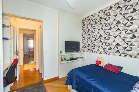Apartamento à venda com 156m², 4 quartos e 4 vagas Apartamento à venda com 156m², 4 quartos e 4 vagasSuíte 1