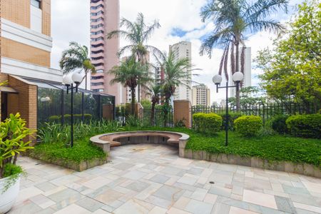 Apartamento à venda com 156m², 4 quartos e 4 vagas Apartamento à venda com 156m², 4 quartos e 4 vagasÁrea comum