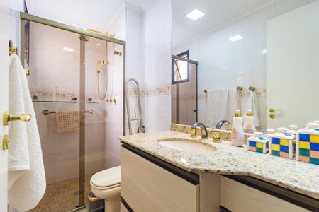 Apartamento à venda com 156m², 4 quartos e 4 vagas Apartamento à venda com 156m², 4 quartos e 4 vagasBanheiro - Suíte 2