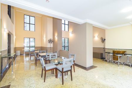 Apartamento à venda com 156m², 4 quartos e 4 vagas Apartamento à venda com 156m², 4 quartos e 4 vagasSalão de Festas